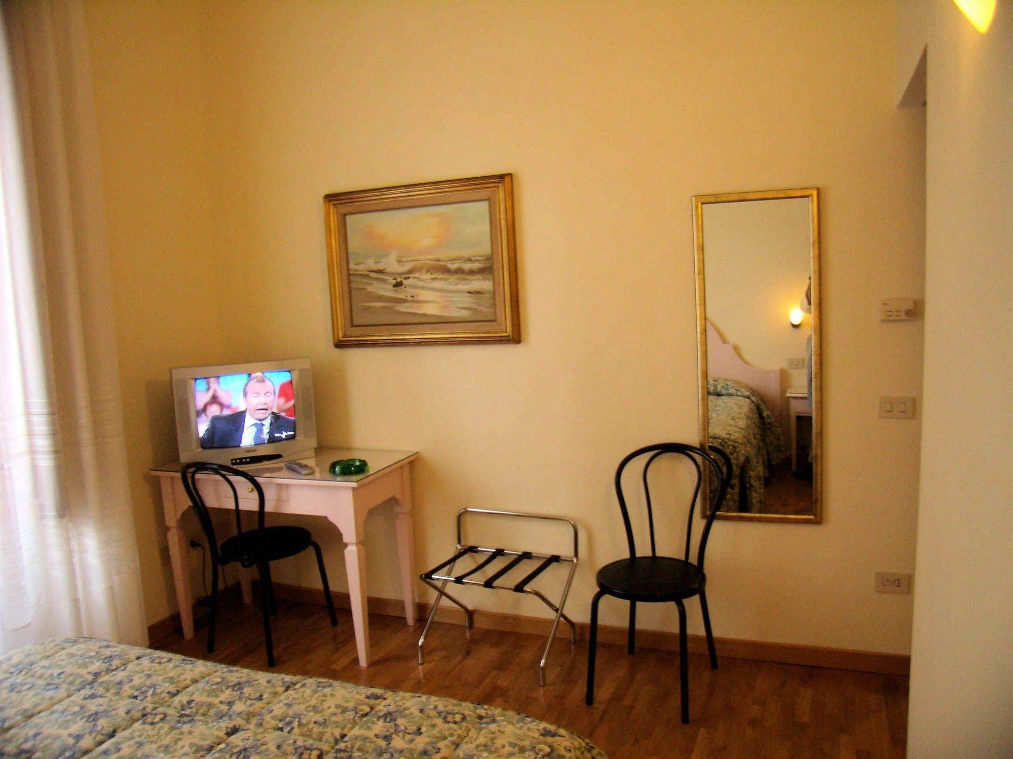 Hotel Savoia E Campana Montecatini Terme Exteriör bild